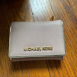 Michael Kors Saffiano wallet